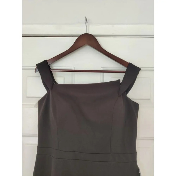 Xscape Black Sleeveless Long Gown Formal Dress Asymmetrical Neckline Size 10 - Picture 7 of 10